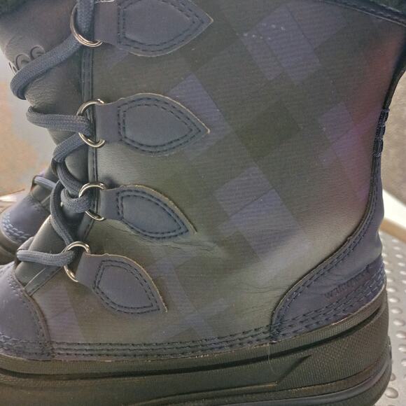 Crocs AllCast Weatherproof Women’s Snow Fleece Lined Boots - Picture 7 of 8